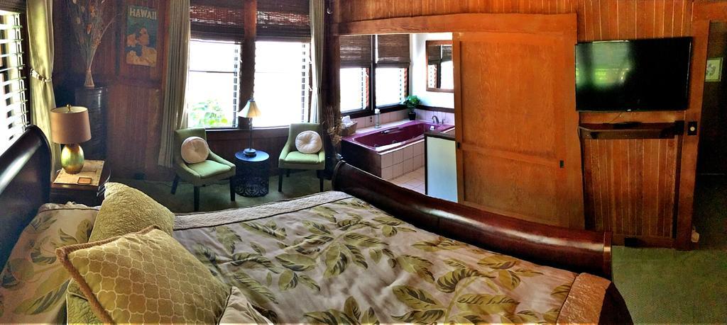 Poipu Bed And Breakfast Inn Koloa ภายนอก รูปภาพ